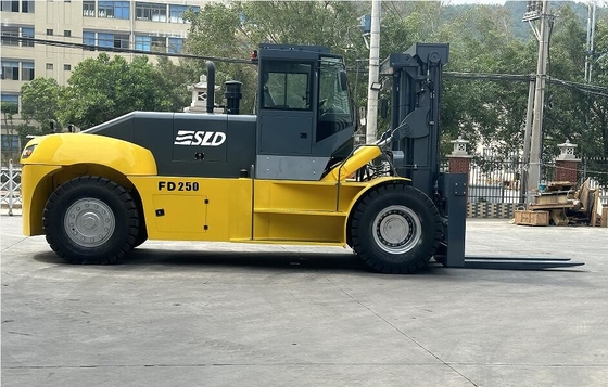 मजबूत FD250 25t भारी शुल्क फोर्क ट्रक भारी वस्तुओं के साथ फोर्कलिफ्ट 1-2 साल