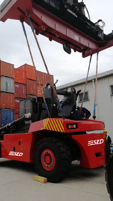 b11 b10 b13 पोर्ट कंटेनर रीच स्टेकर क्रेन 45t 50 टन