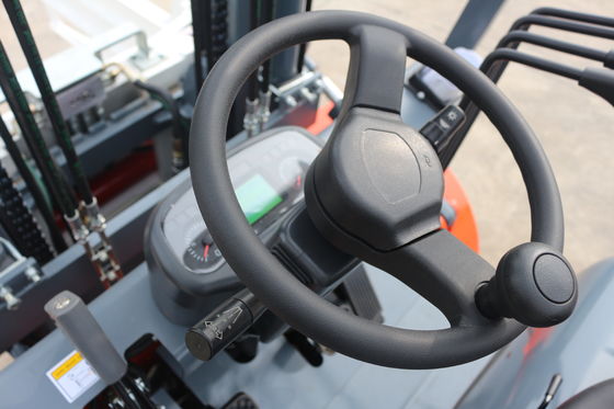 मित्सुबिश ISUZU इंजन 5T काउंटरबैलेंस डीजल फोर्कलिफ्ट ट्रक