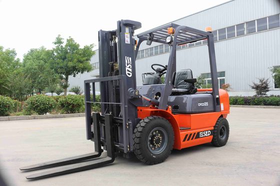 एलईडी लैंप CPCD25 डीजल फोर्कलिफ्ट ट्रक लोड क्षमता 2500kgs