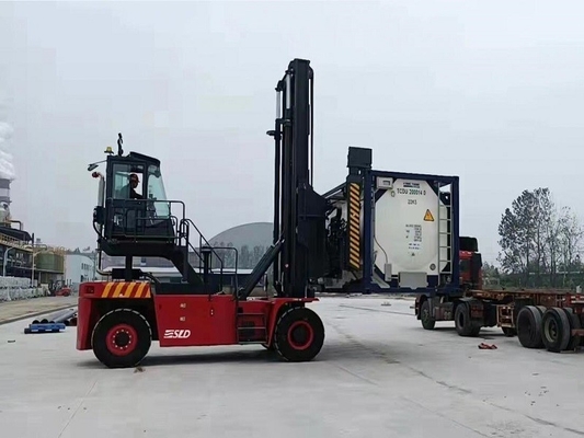 KESLLER L102 स्टीयरिंग एक्सल और Cummins QSM11-330 इंजन के साथ नया लाल खाली कंटेनर हैंडलर
