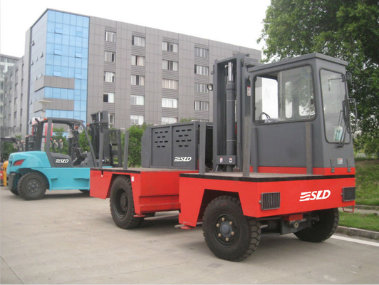 ISUZU इंजन के साथ 6 टन साइड फोर्कलिफ्ट ट्रक